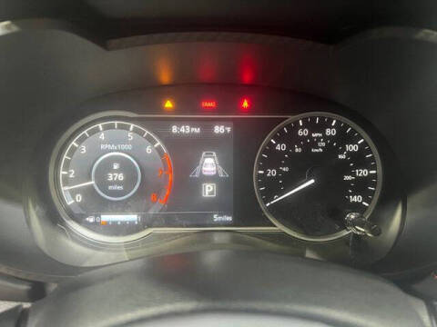 2025 Nissan Versa SR