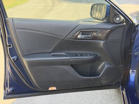 2017 Honda Accord Hybrid EX-L