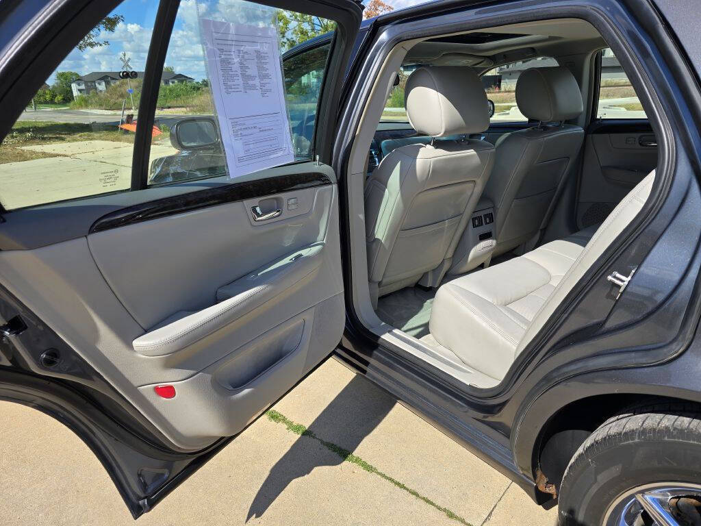 2010 Cadillac DTS for sale at Bigfoot Auto in Hiawatha, IA