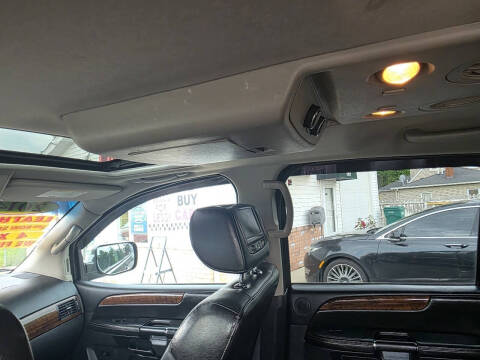 2014 Nissan Armada Platinum
