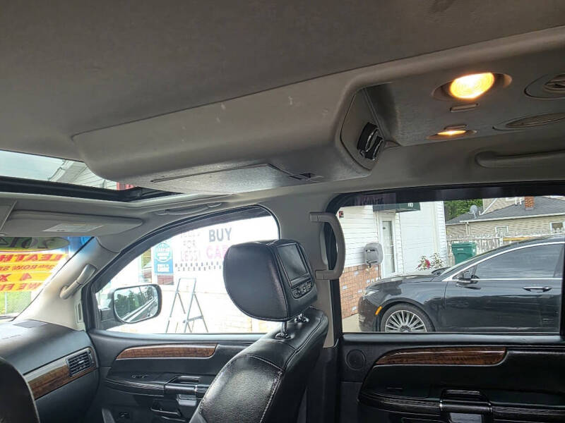 2014 Nissan Armada Platinum