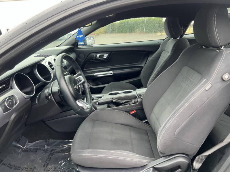2020 Ford Mustang EcoBoost