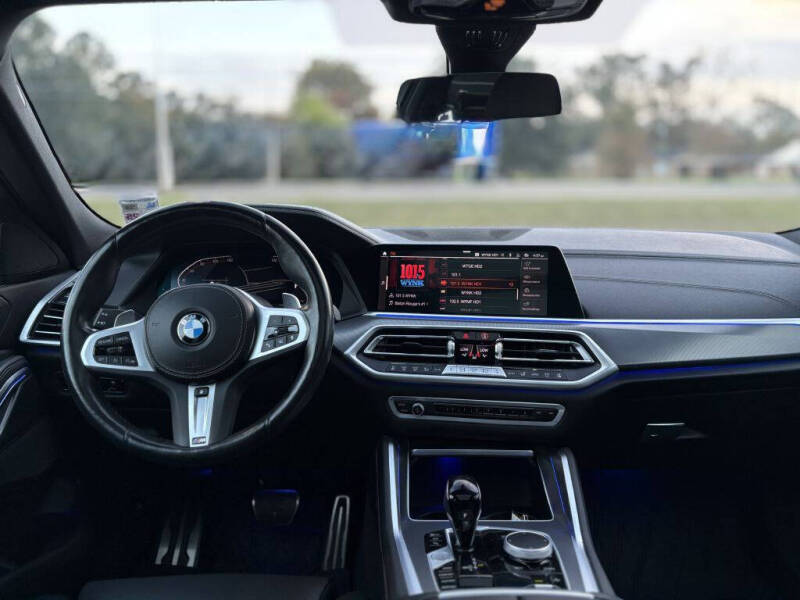 2022 BMW X6 xDrive40i