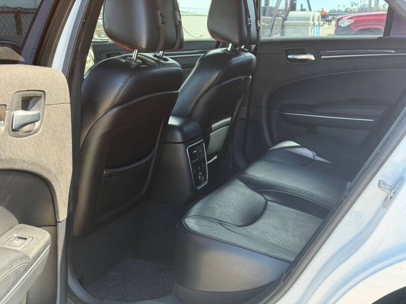 2013 Chrysler 300 C