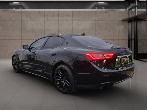 2017 Maserati Ghibli