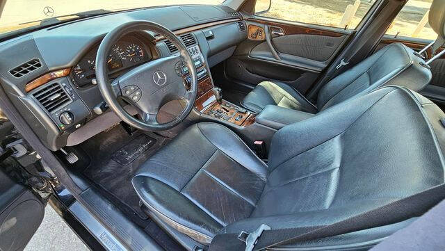 2001 Mercedes-Benz E-Class E 320