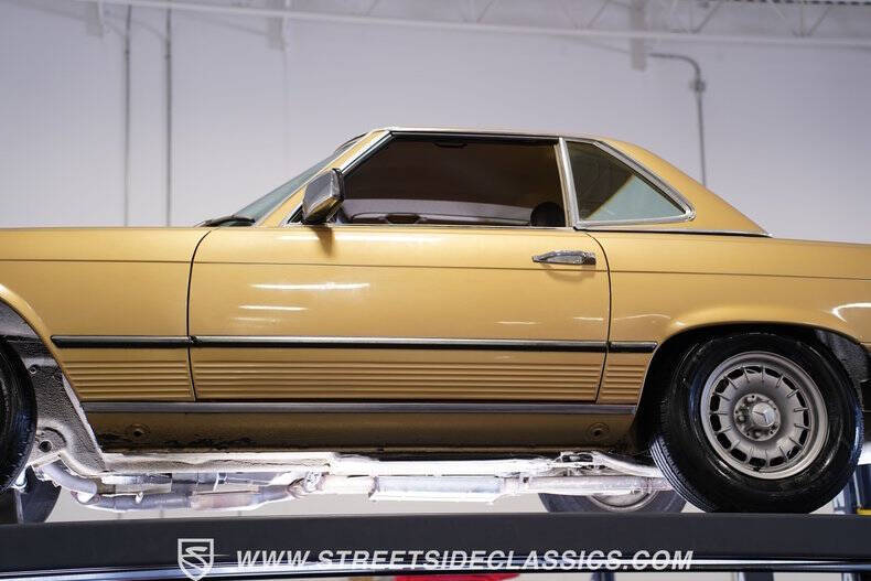 1982 Mercedes-Benz 380-Class 380 SL