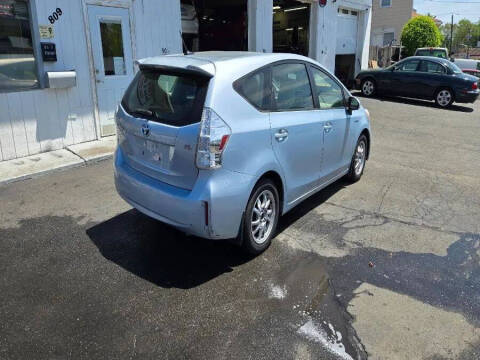 2012 Toyota Prius v