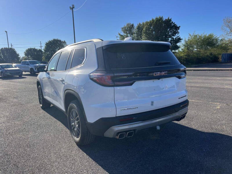 2025 GMC Acadia Elevation