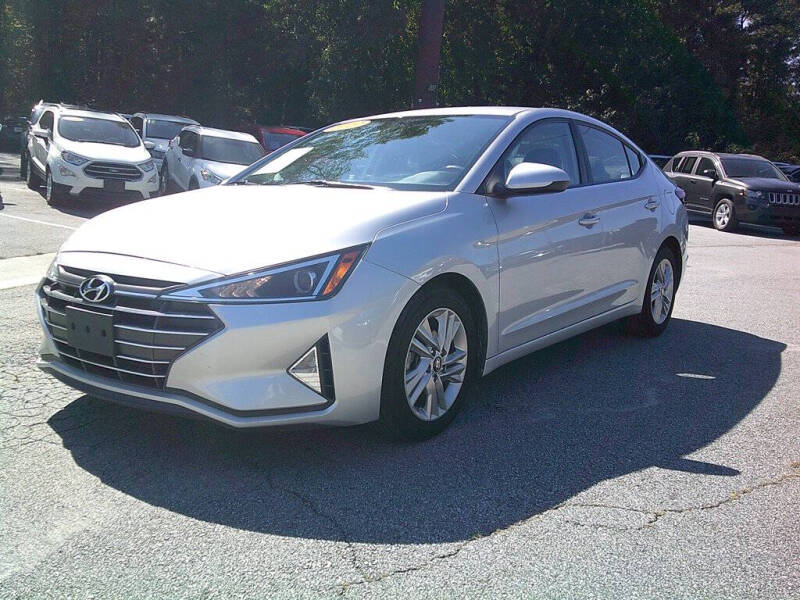 2019 Hyundai Elantra SEL's photo