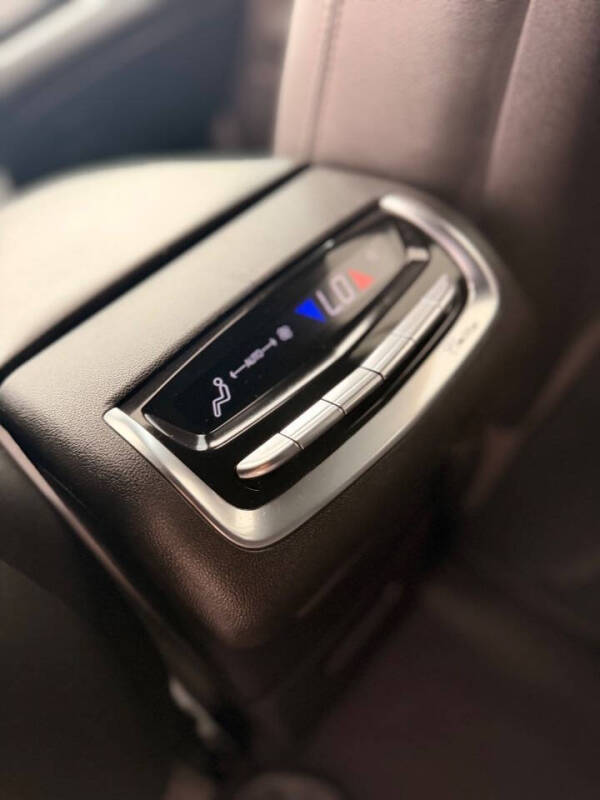 2022 Cadillac XT6 Luxury