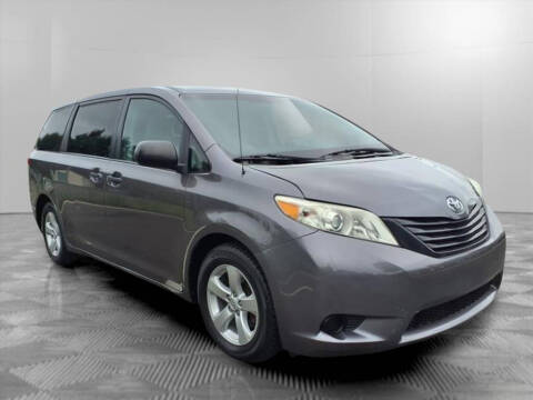 2013 Toyota Sienna L 7-Passenger