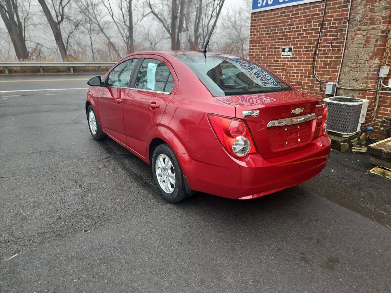 2013 Chevrolet Sonic LT Auto