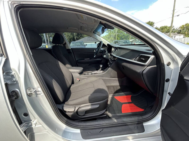 2020 Kia Optima LX