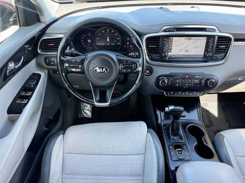 2017 Kia Sorento SX V6