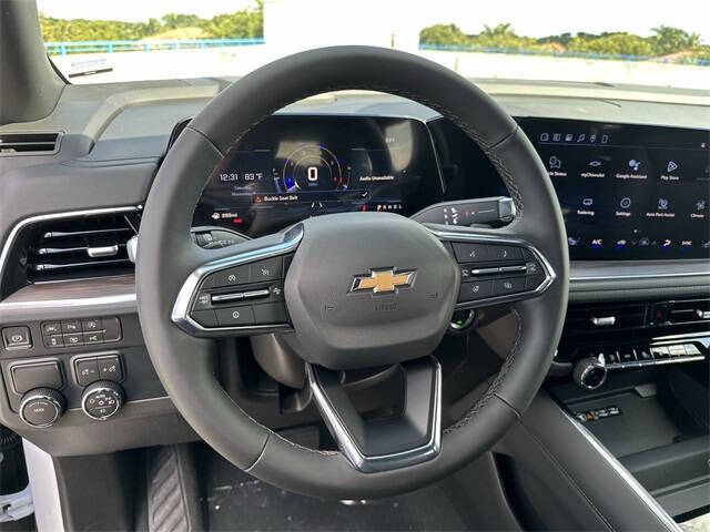 2026 Chevrolet Suburban LT