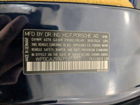 2000 Porsche 911 Carrera 4