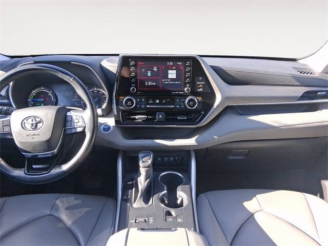 2021 Toyota Highlander Hybrid XLE
