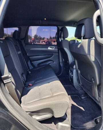 2018 Jeep Grand Cherokee Laredo E