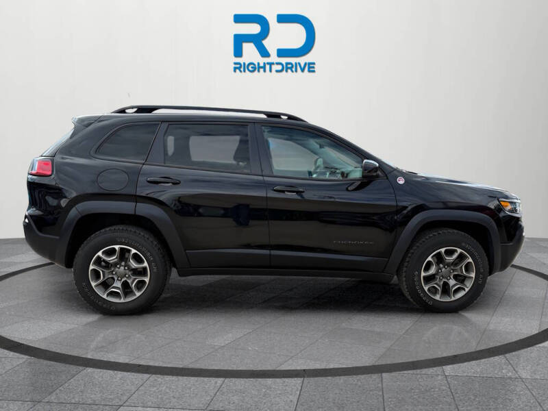 2022 Jeep Cherokee Trailhawk