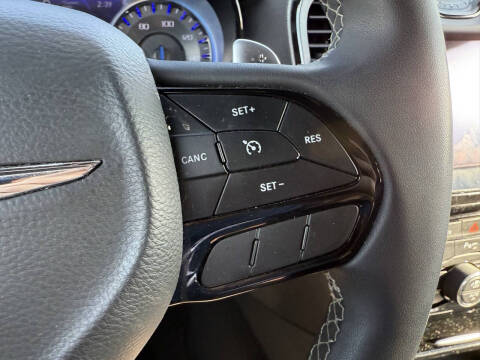 2023 Chrysler 300 S V6