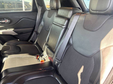 2018 Jeep Cherokee Latitude Plus