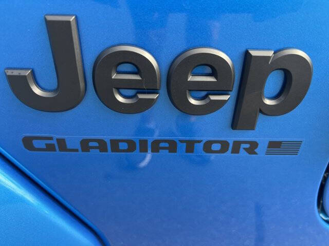 2024 Jeep Gladiator Sport S