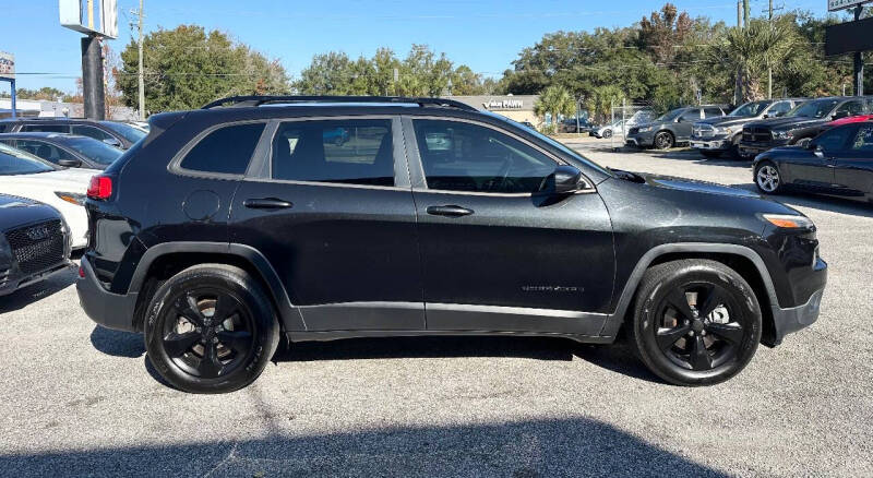 2015 Jeep Cherokee Altitude