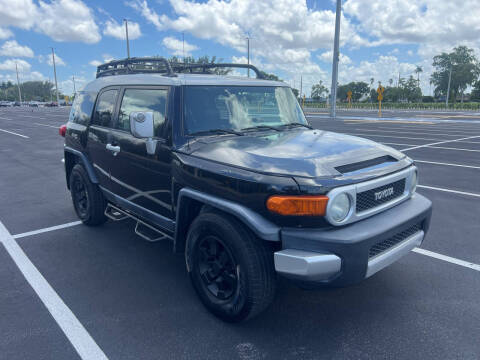 2007 Toyota FJ Cruiser for sale at Nation Autos Miami in Hialeah FL