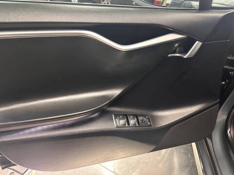 2013 Tesla Model S