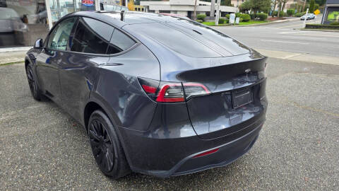 2024 Tesla Model Y Long Range
