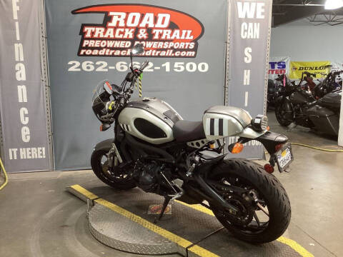 2016 Yamaha XSR900™