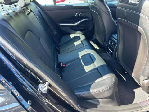 2024 BMW 3 Series 330e xDrive