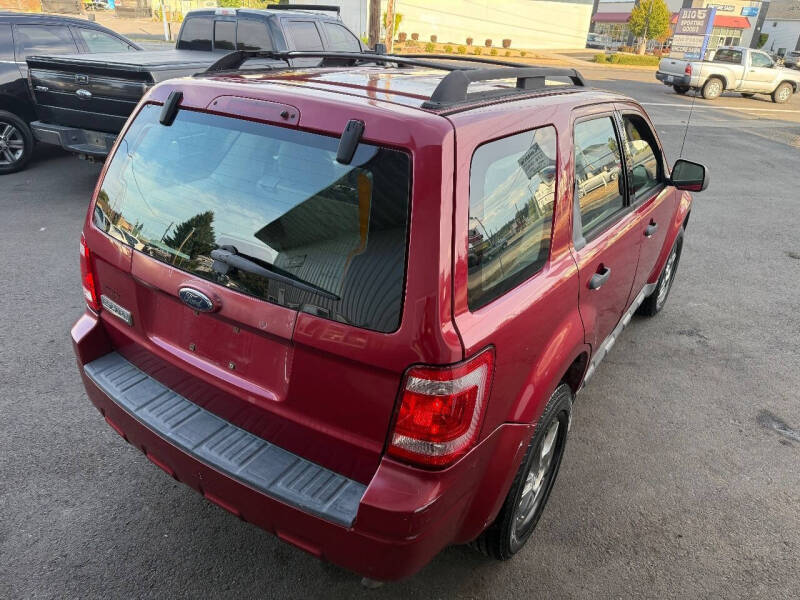 2009 Ford Escape XLS