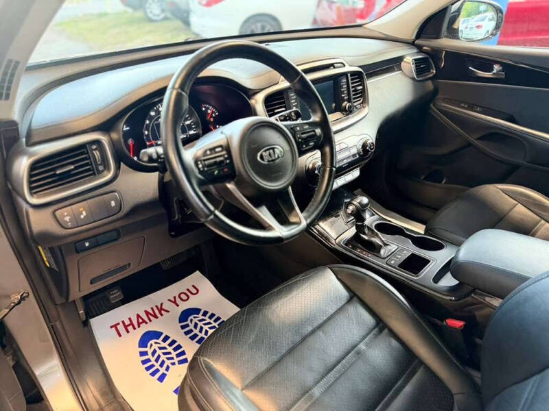2017 Kia Sorento EX V6