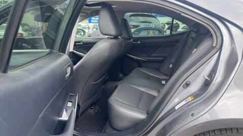 2016 Lexus IS 300