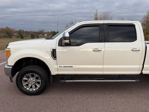 2017 Ford F-250 Super Duty Lariat