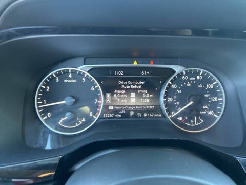 2024 Nissan Pathfinder SL