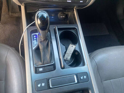 2015 Hyundai Genesis