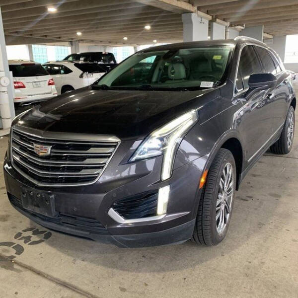 2017 Cadillac XT5 for sale at FREDY CARS FOR LESS in Houston TX