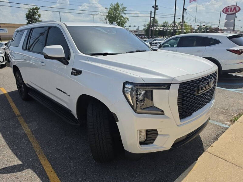 2023 GMC Yukon XL Denali