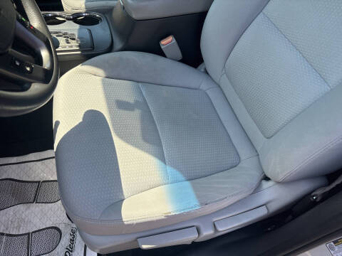 2011 Kia Sorento LX