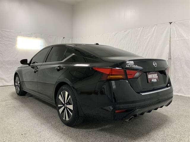 2022 Nissan Altima 2.5 SL