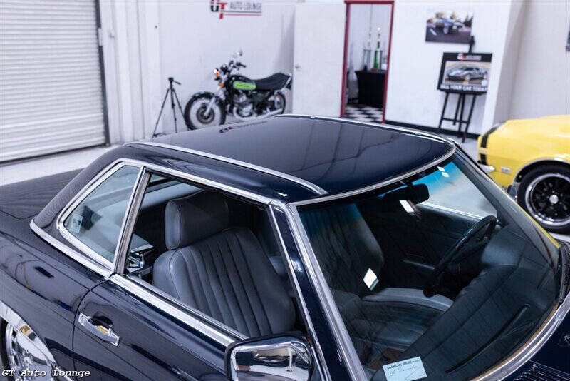 1986 Mercedes-Benz 560-Class 47
