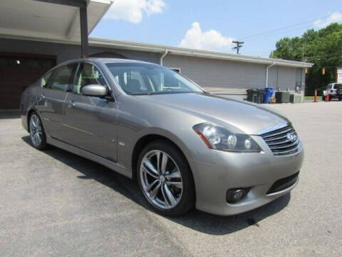 2010 Infiniti M35 for sale at Specialty Car Company in North Wilkesboro NC
