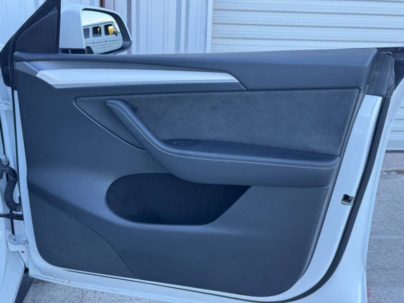 2022 Tesla Model Y Long Range