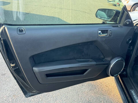 2010 Ford Mustang V6