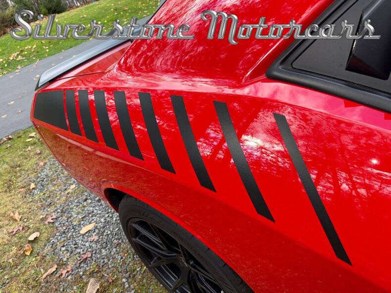 2010 Dodge Challenger SRT8