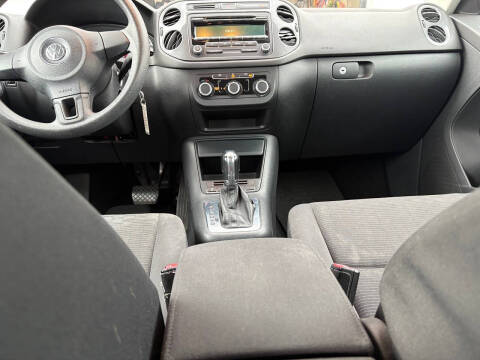 2012 Volkswagen Tiguan S 4Motion