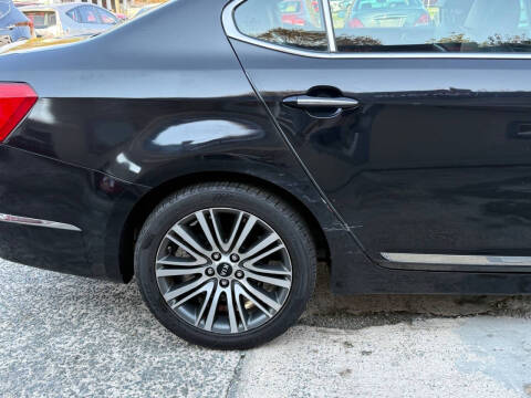 2015 Kia Cadenza Premium